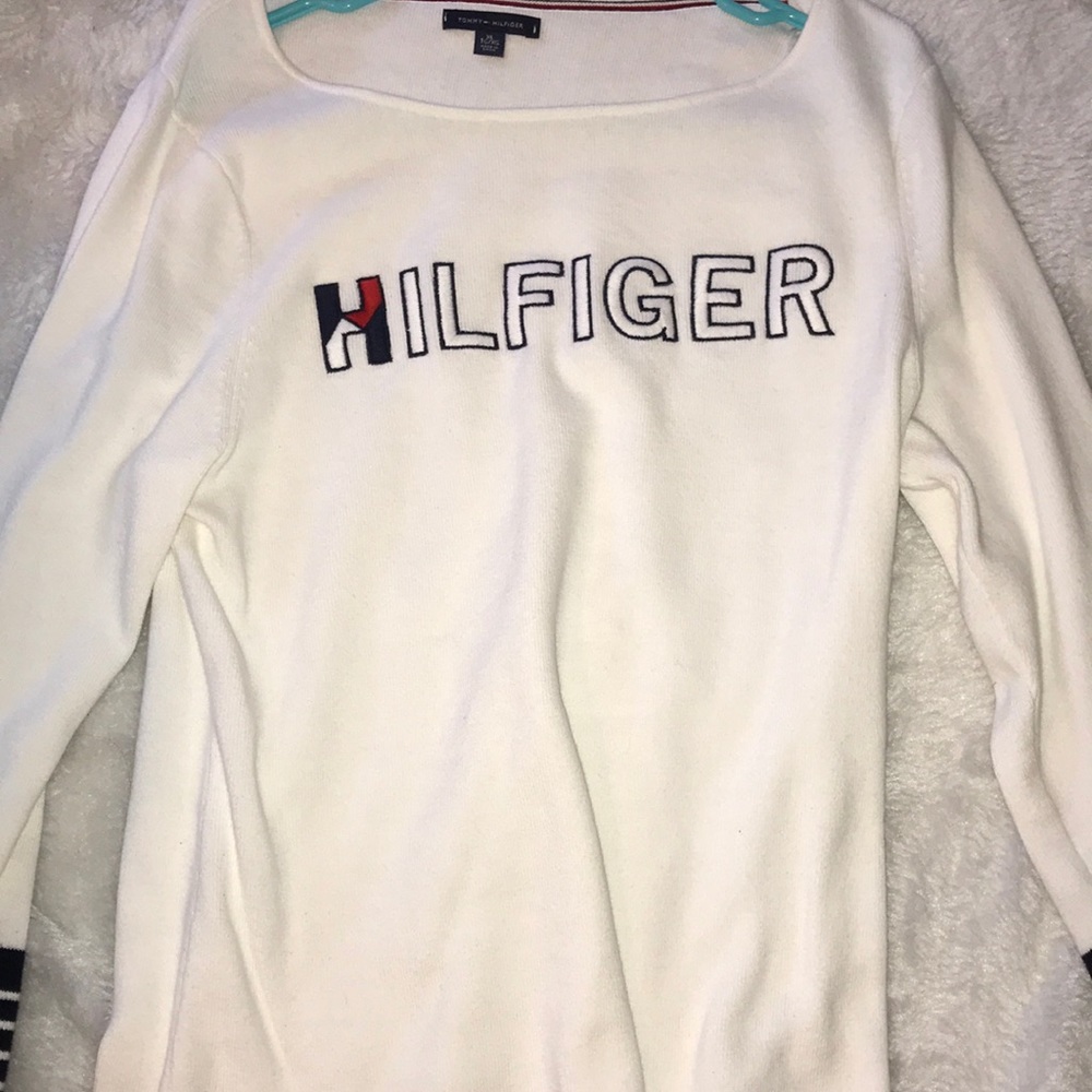 Tommy Hilfiger sweater